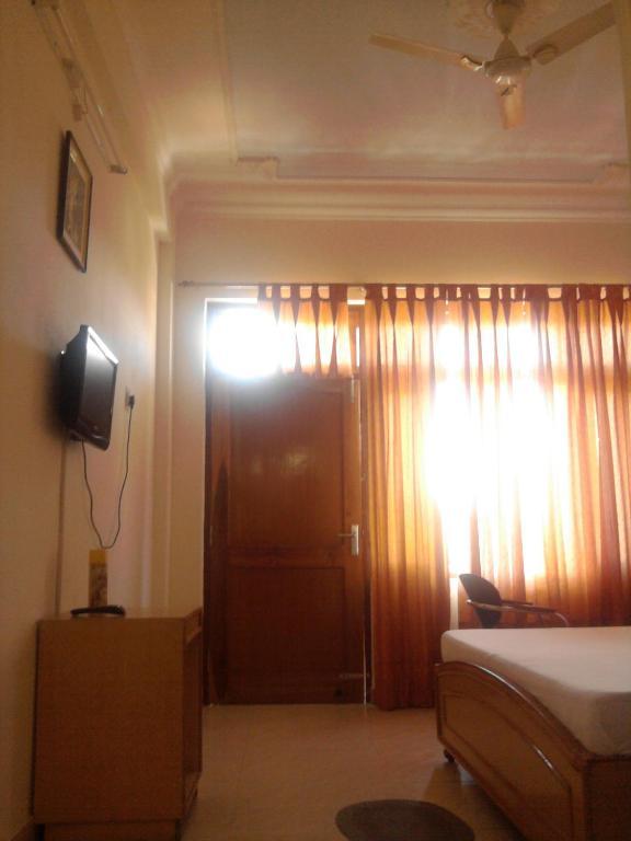 Sapphire Inn Bhimtal Luaran gambar